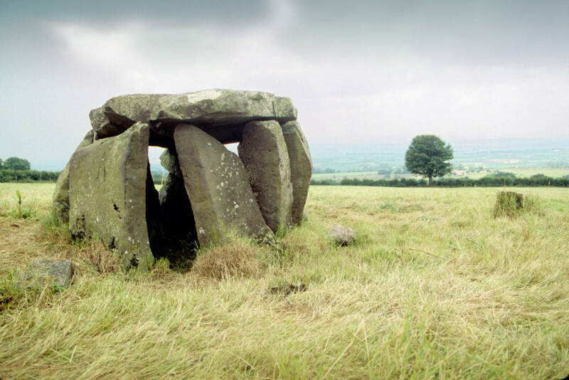 03 Craigs Dolmen 1