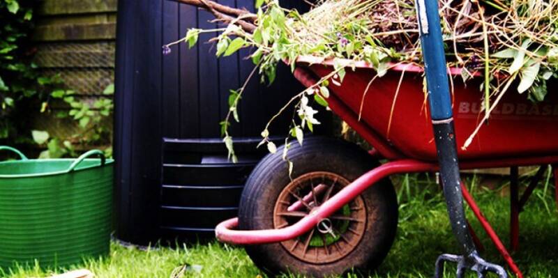 Web0668 Garden or allotment scene wheelbarrow compost bin vegetables garden trimmings Web Version 72ppi