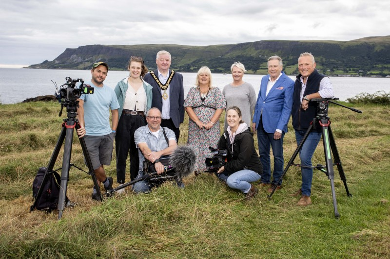 The Mayor Councillor Steven Callaghan, Deputy Mayor Councillor Margaret-Anne McKillop alongside the production team and presenter of Escape to the Country Jules Hudson.