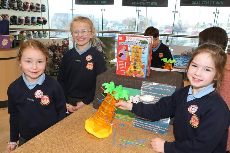 Over 400 children, teachers and parents took part in a series of exciting hands-on workshops, held in conjunction with Ballymoney Museums ‘A Causeway Safari Tale’ exhibition. Facilitated by The Active Learning Company, children immersed themselves in a variety of engaging activities including puzzles, clay modelling, games, dress-up, and crafts.