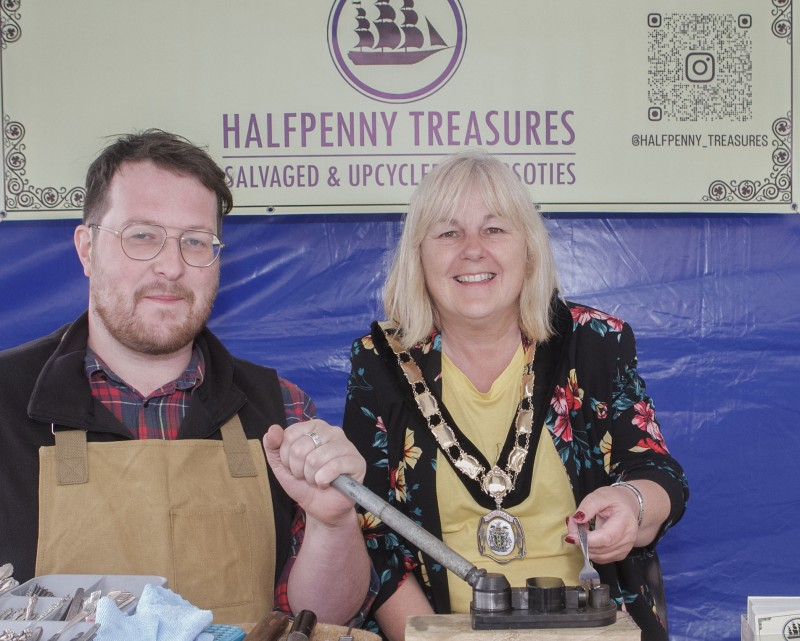 Deputy Mayor, Cllr Margaret-Anne McKillop along with trader, Ross Christie of Halfpenny Treasures.