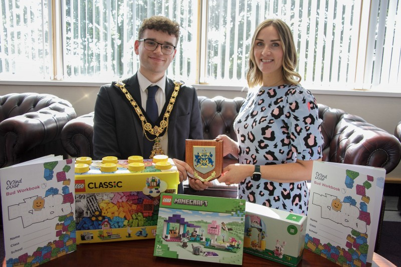 Mayor of Causeway Coast and Glens, Councillor Ciarán McQuillan with Amy Stothers, Children and Young People Programme Co-Ordinator, MindWise.