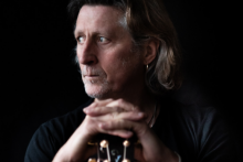 Acclaimed singer-songwriter Steve Knightley brings first solo tour to Flowerfield